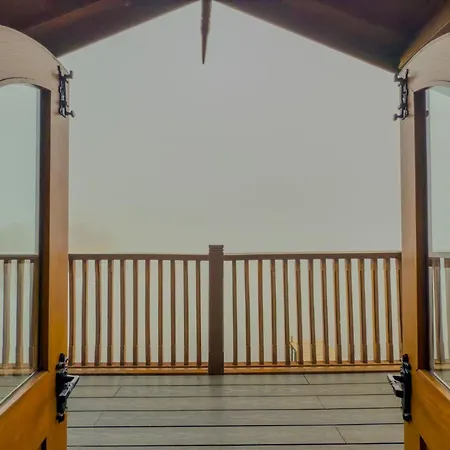 Duke Of Portland Boathouse On The Shore Of Ullswater Ideal For A Romantic Break Semesterbostad