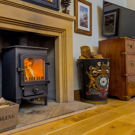 Semesterbostad Duke Of Portland Boathouse On The Shore Of Ullswater Ideal For A Romantic Break