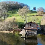 Duke Of Portland Boathouse On The Shore Of Ullswater Ideal For A Romantic Break Pooley Bridge