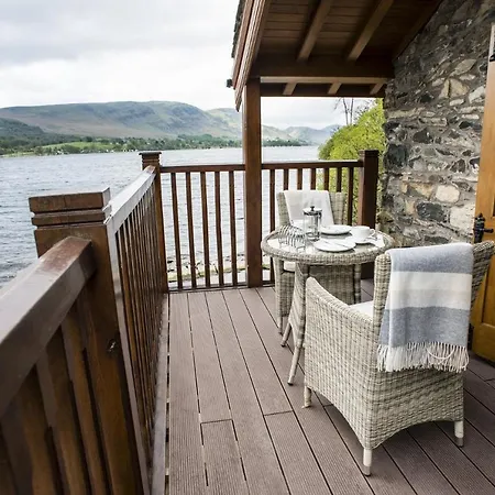Duke Of Portland Boathouse On The Shore Of Ullswater Ideal For A Romantic Break *