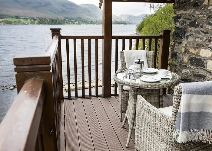 Duke Of Portland Boathouse On The Shore Of Ullswater Ideal For A Romantic Break Vakantiehuis *