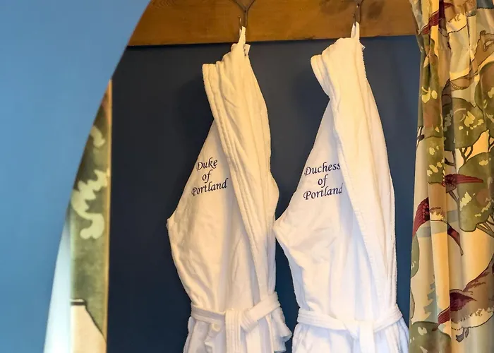 Duke Of Portland Boathouse On The Shore Of Ullswater Ideal For A Romantic Break Vakantiehuis *