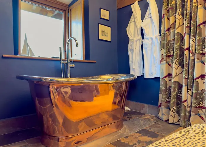 펜션 Duke Of Portland Boathouse On The Shore Of Ullswater Ideal For A Romantic Break 풀리 브리지