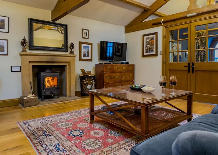 Vakantiehuis Duke Of Portland Boathouse On The Shore Of Ullswater Ideal For A Romantic Break Pooley Bridge