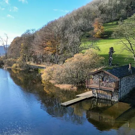 Duke Of Portland Boathouse On The Shore Of Ullswater Ideal For A Romantic Break * Pooley Bridge